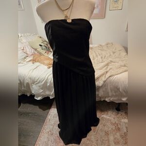 Elegant Black Strapless Dress